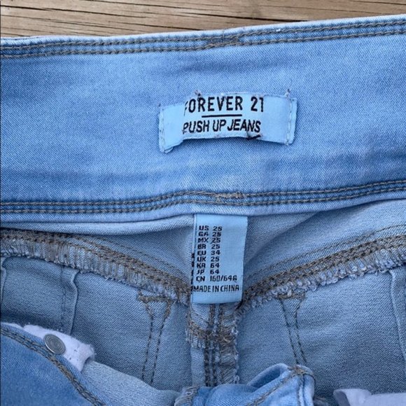 FOREVER 21 girl's push up jeans sz 25  light blue - Picture 3 of 5
